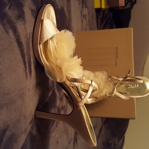 Pale Pink Heels🦄 - Picture 3 of 6